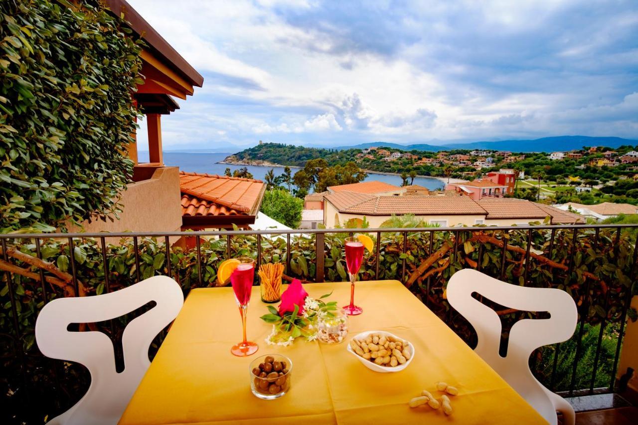 Residence Appartamenti Caffarena อาร์บาตักซ์ ภายนอก รูปภาพ