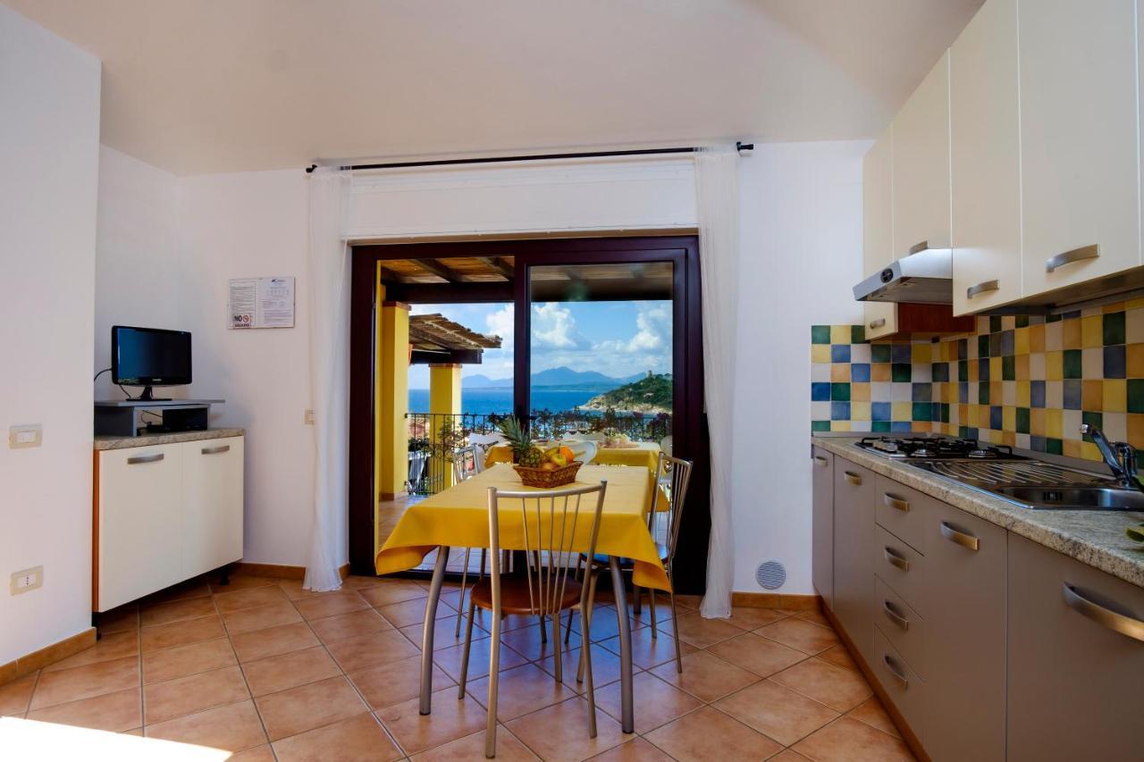 Residence Appartamenti Caffarena อาร์บาตักซ์ ภายนอก รูปภาพ